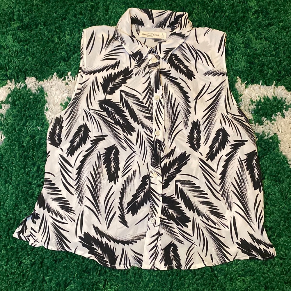 Abercrombie & Fitch Sleeveless Top